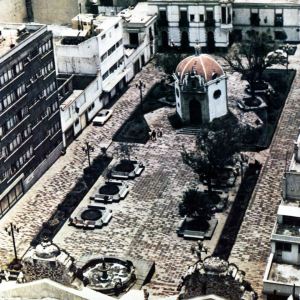 252388_496587570363268_2012894008_n